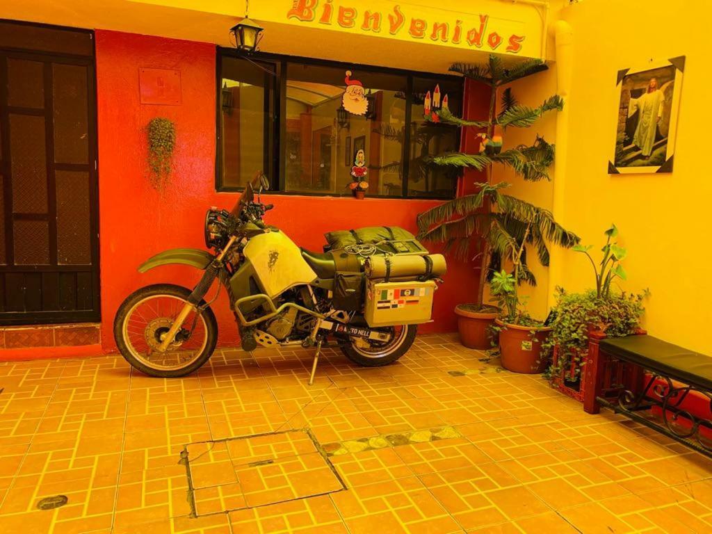 Hostal Rosita Latacunga Dış mekan fotoğraf